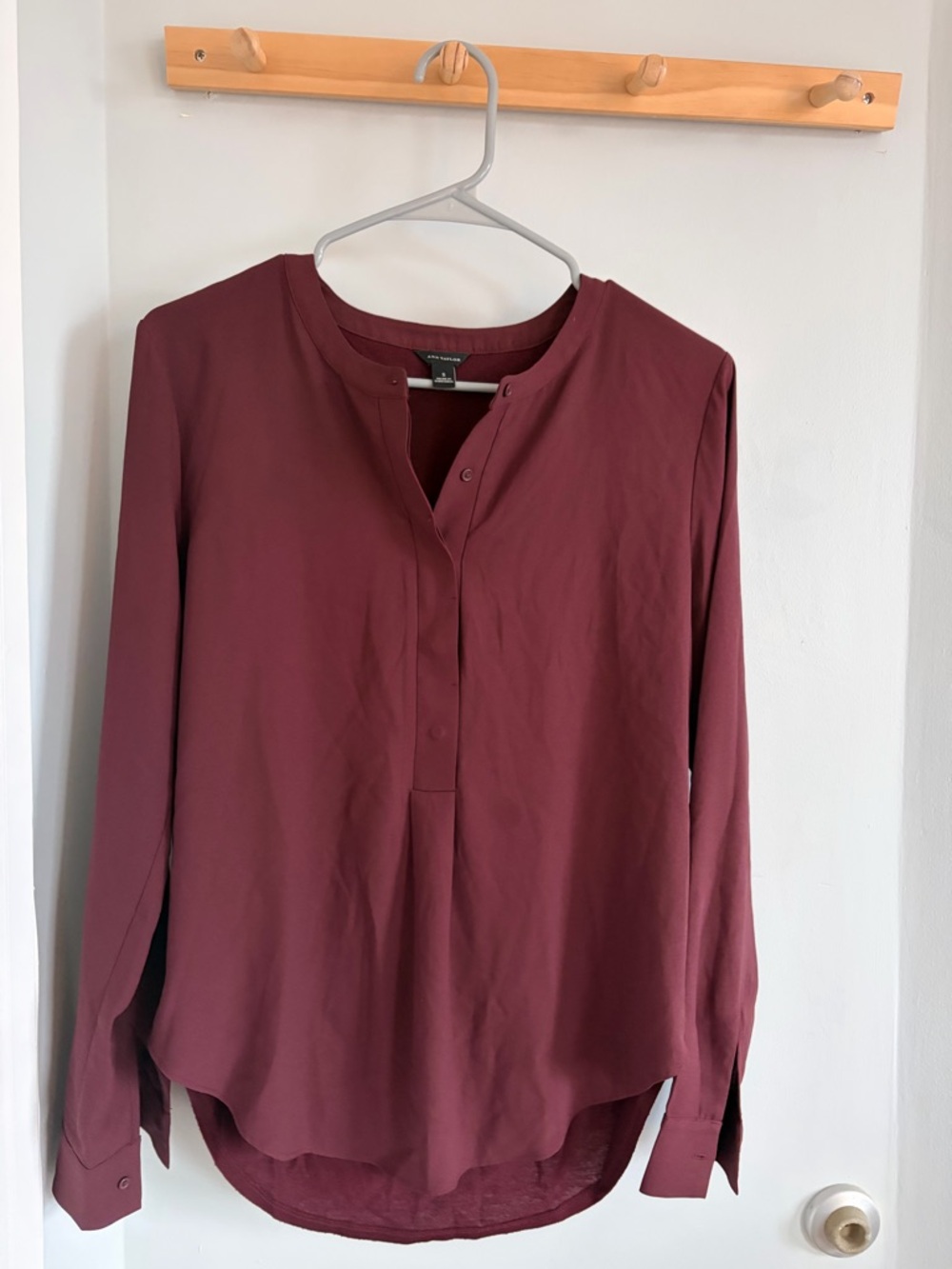 Ann Taylor Women's Burgundy Button-Down Tunic Shirt